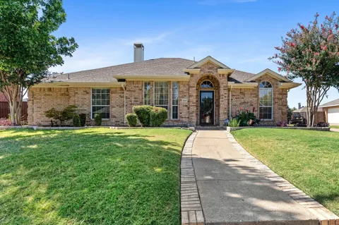 428 Lakedale Drive