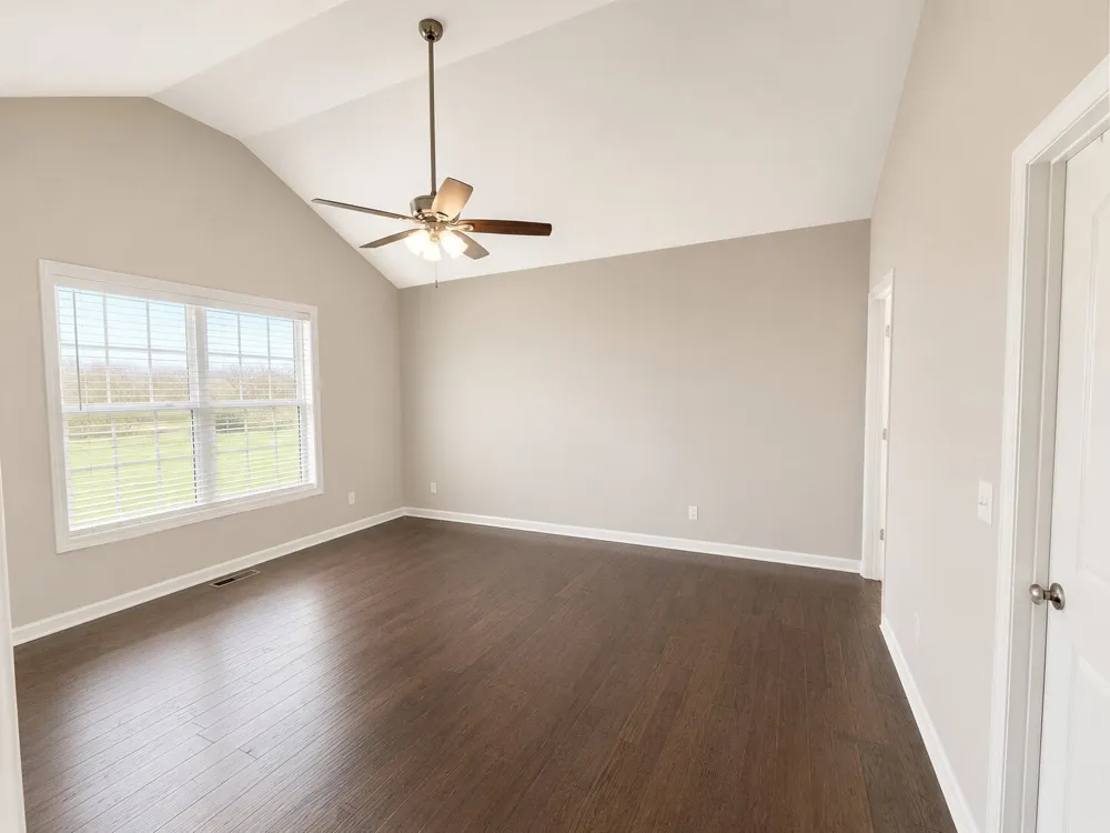 355 N Harris Rd Portland, TN 37148