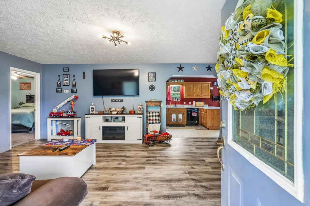 225 Woodbury Hwy Liberty, TN 37095