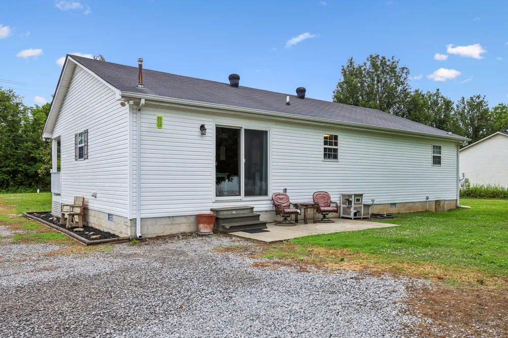 225 Woodbury Hwy Liberty, TN 37095