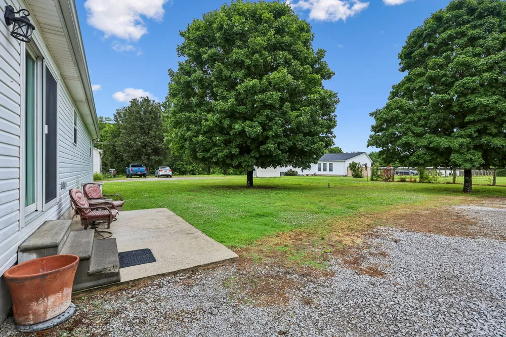225 Woodbury Hwy Liberty, TN 37095