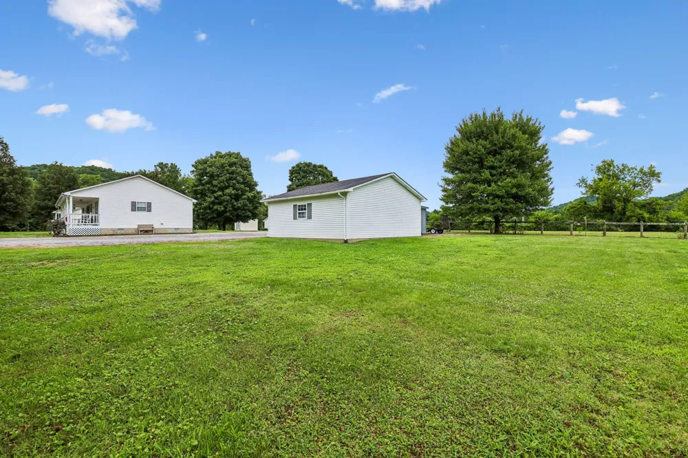 225 Woodbury Hwy Liberty, TN 37095