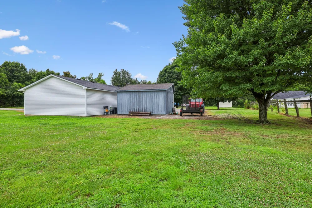 225 Woodbury Hwy Liberty, TN 37095