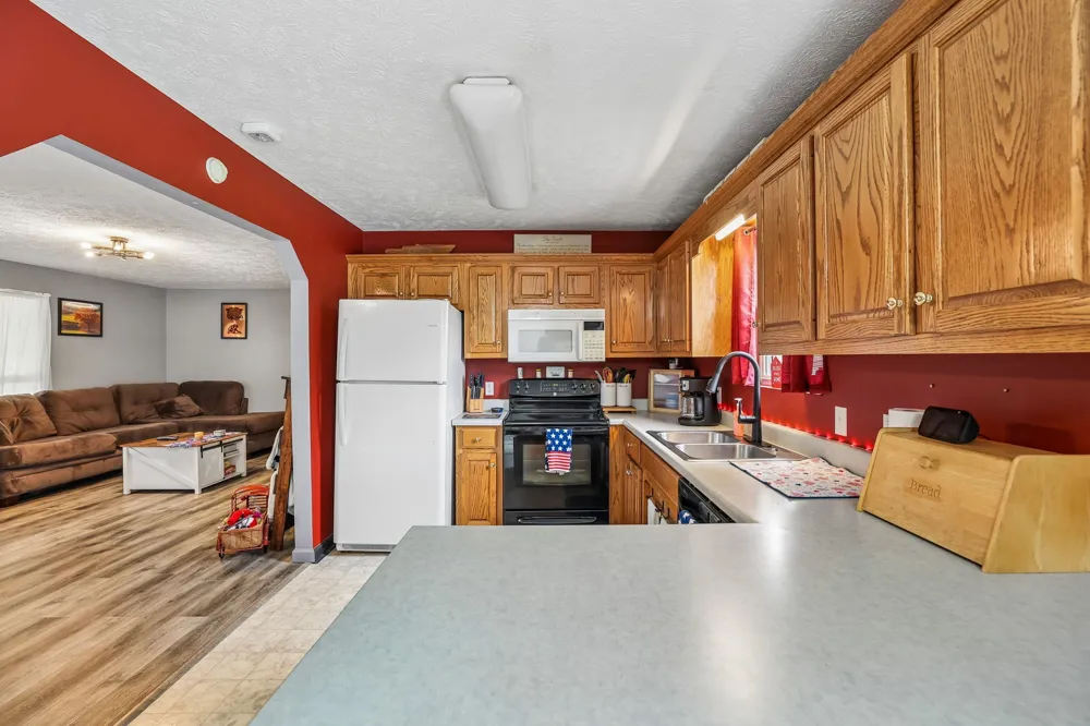 225 Woodbury Hwy Liberty, TN 37095