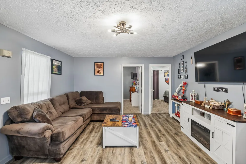 225 Woodbury Hwy Liberty, TN 37095