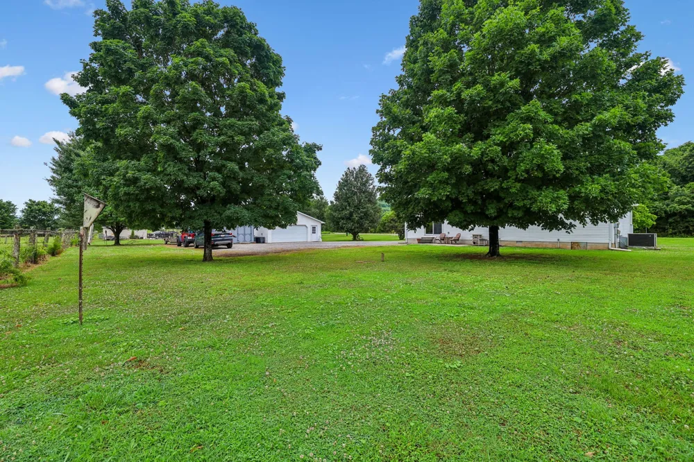 225 Woodbury Hwy Liberty, TN 37095
