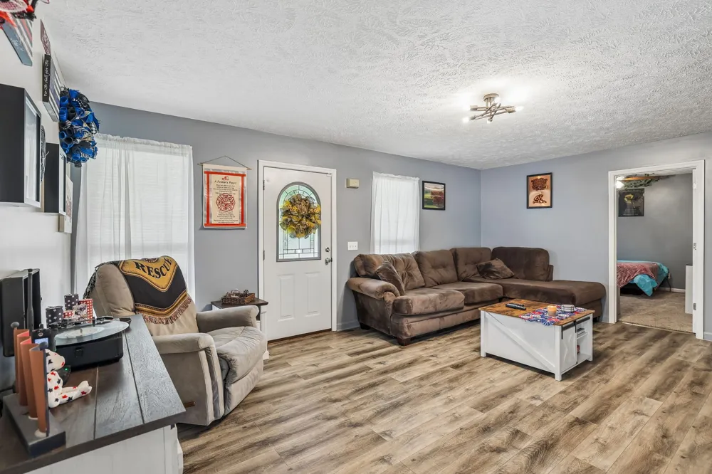 225 Woodbury Hwy Liberty, TN 37095