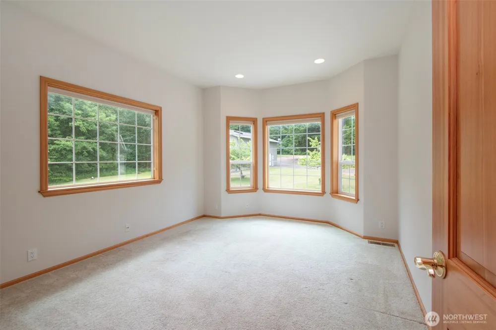 201 Karvellis Lane Port Angeles, WA 98363