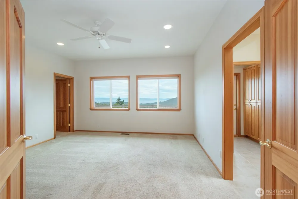 201 Karvellis Lane Port Angeles, WA 98363