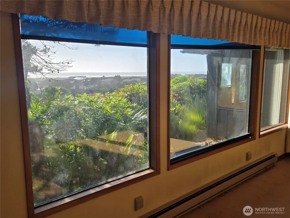 30011 J PLACE Ocean Park, WA 98640