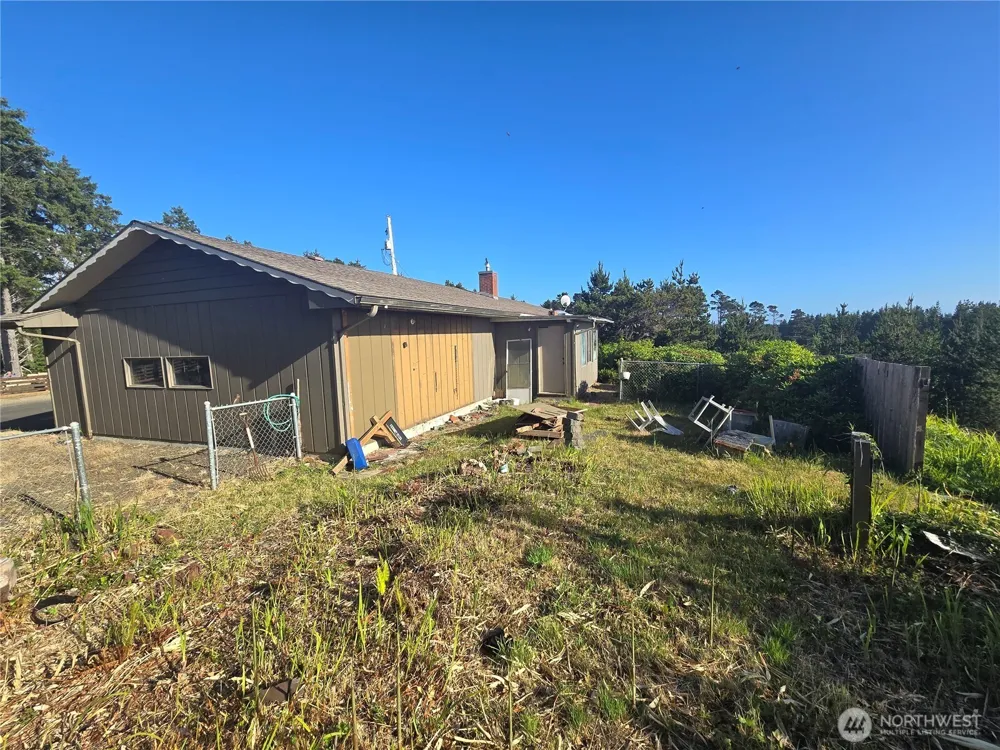 30011 J PLACE Ocean Park, WA 98640