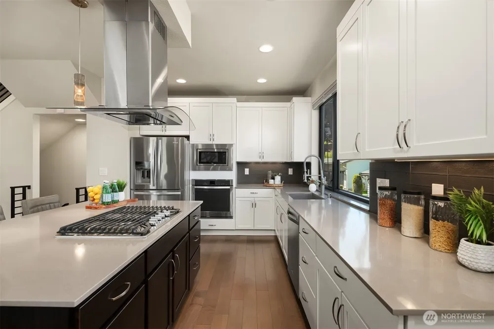12819 SE 75th Court Newcastle, WA 98056