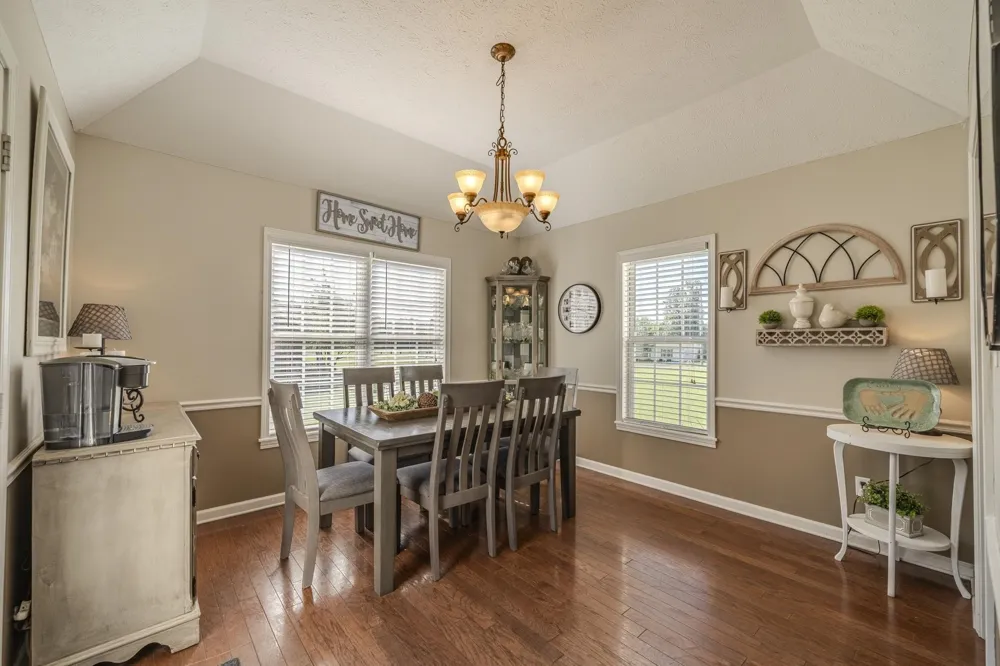 15 JH WINBORN LN Savannah, TN 38372