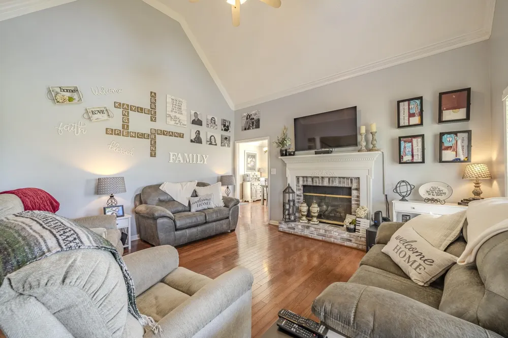 15 JH WINBORN LN Savannah, TN 38372