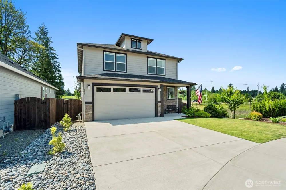 923 NW 26th Way Battle Ground, WA 98604