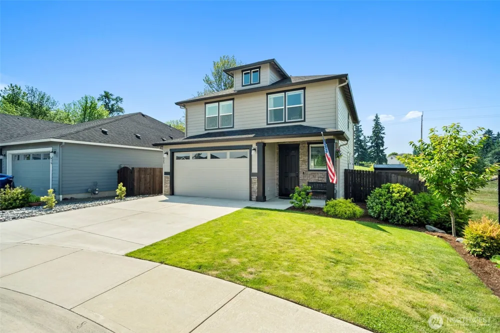 923 NW 26th Way Battle Ground, WA 98604