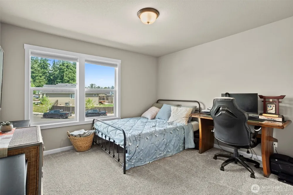 923 NW 26th Way Battle Ground, WA 98604