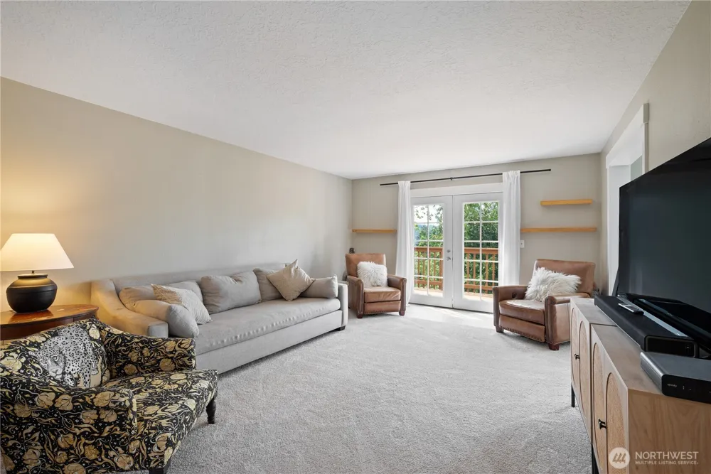 2420 Ivy Lane Kelso, WA 98626