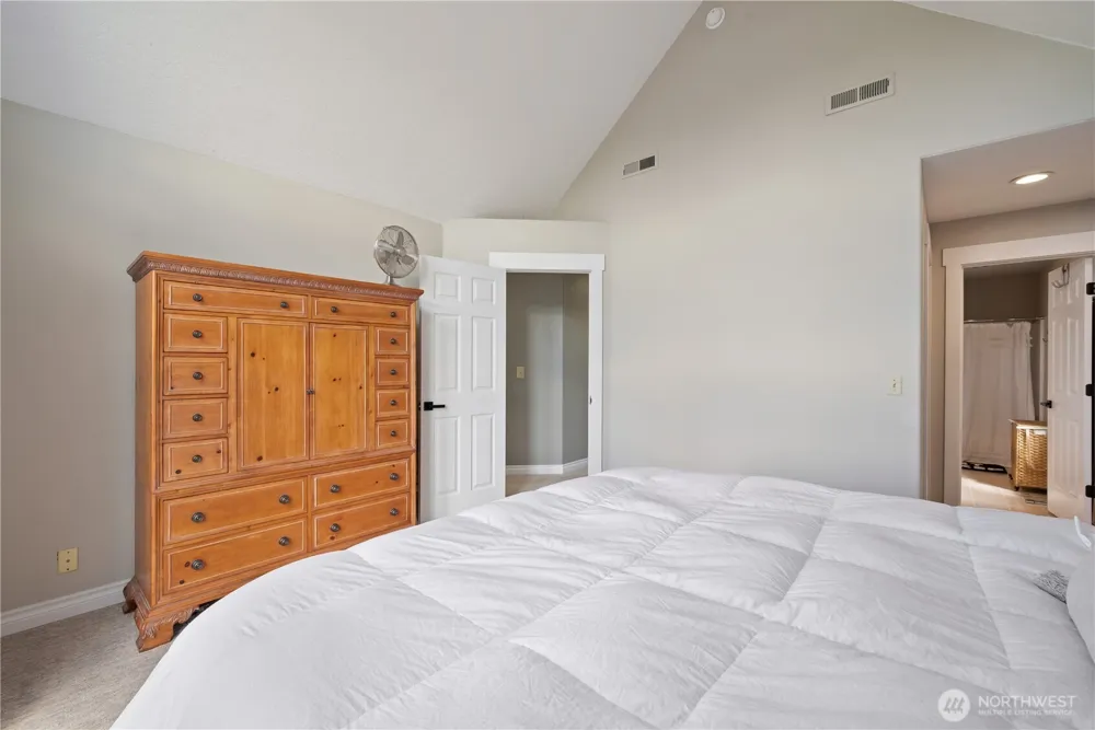 2420 Ivy Lane Kelso, WA 98626