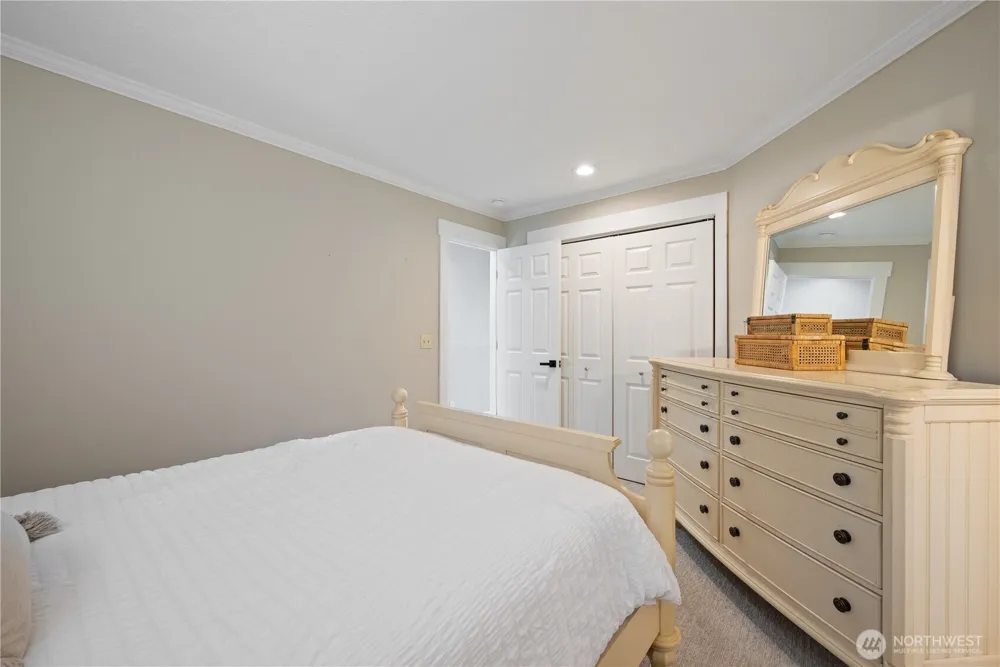 2420 Ivy Lane Kelso, WA 98626