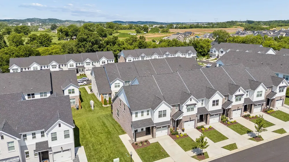 1420 Vanner Ct Gallatin, TN 37066