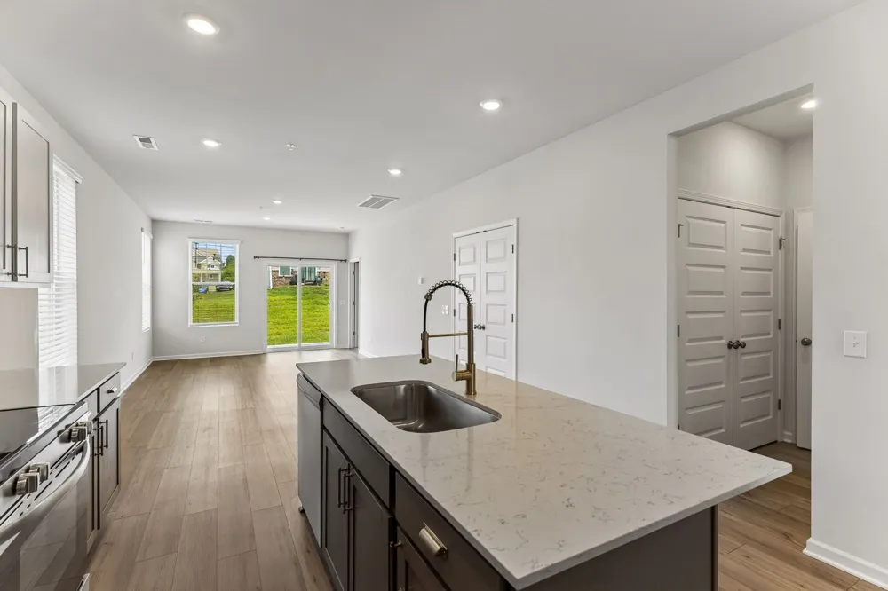566 Trinity Way Spring Hill, TN 37174