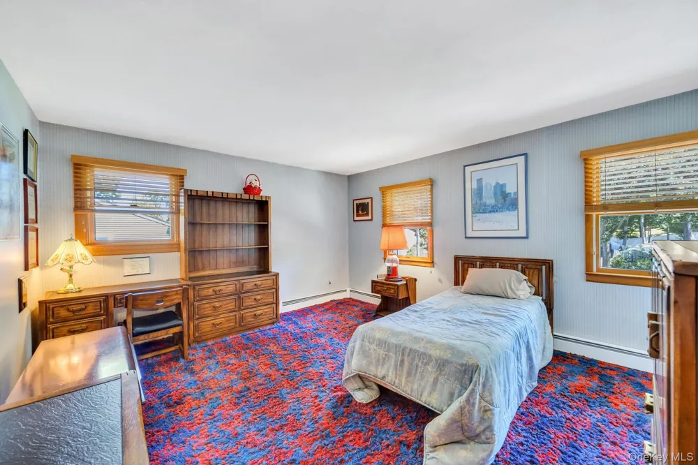 17 Cedar Place Kings Park, NY 11754