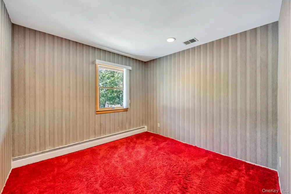 17 Cedar Place Kings Park, NY 11754