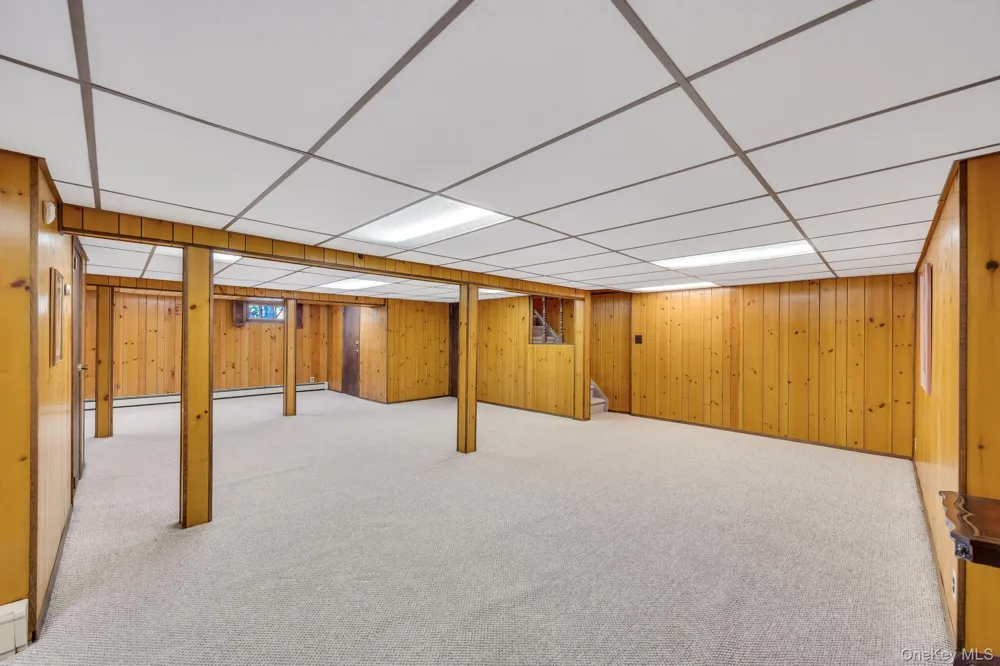 17 Cedar Place Kings Park, NY 11754