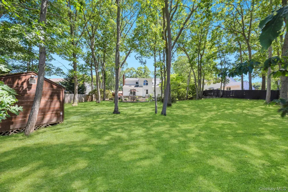 17 Cedar Place Kings Park, NY 11754