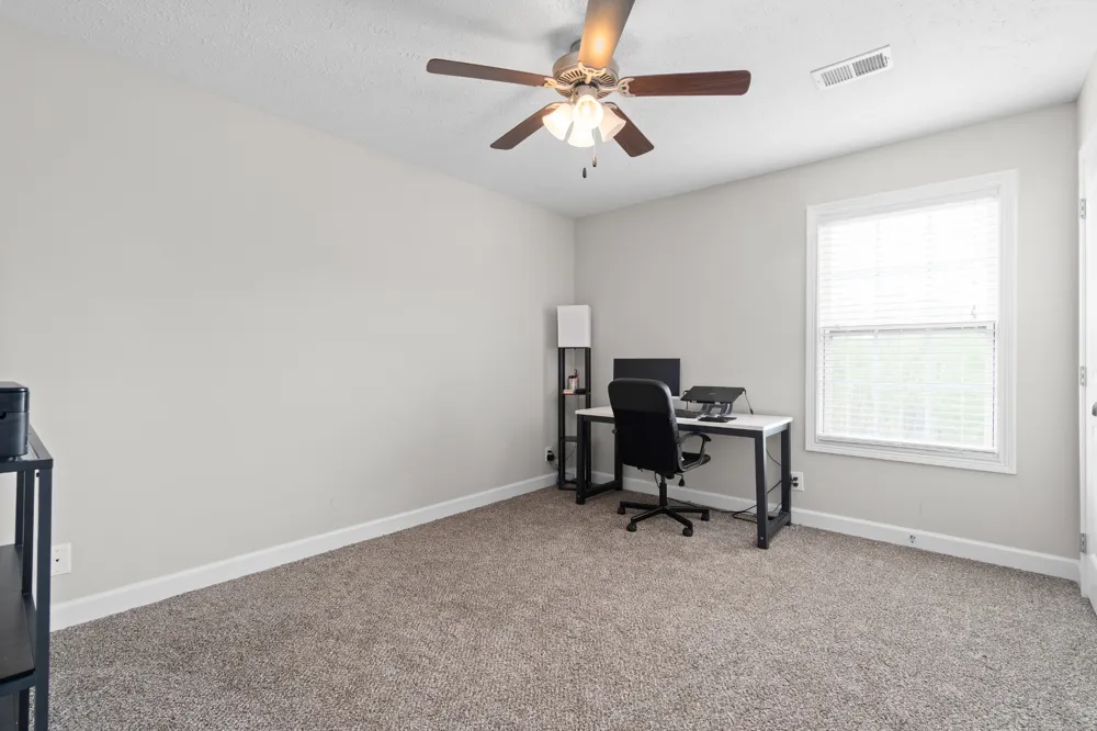 3748 Windhaven Dr Clarksville, TN 37040