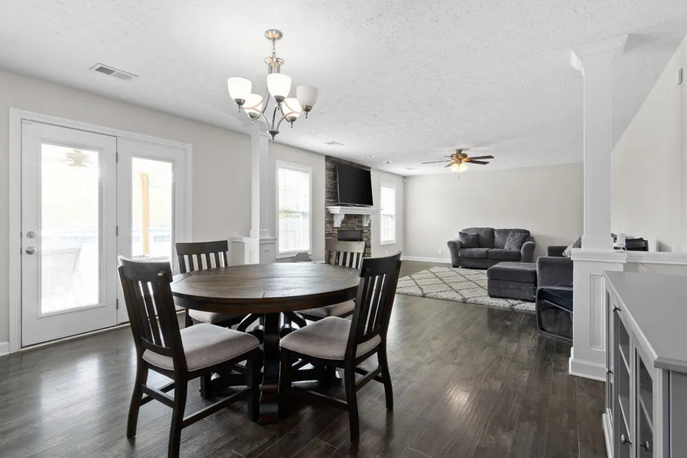 3748 Windhaven Dr Clarksville, TN 37040