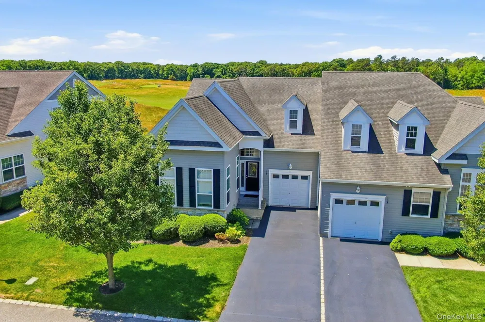 163 AUGUSTA DRIVE #163 Medford, NY 11763