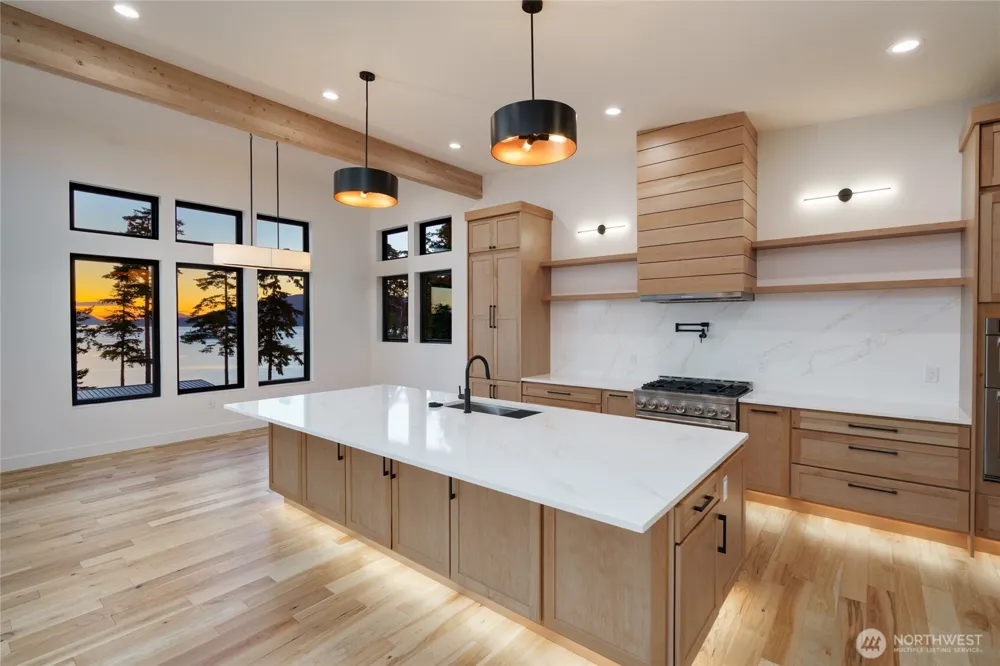 4209 Navigator Lane Anacortes, WA 98221