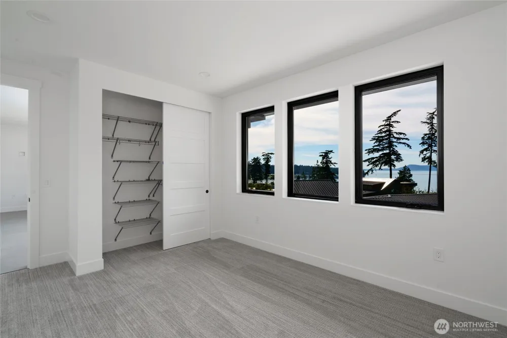 4209 Navigator Lane Anacortes, WA 98221
