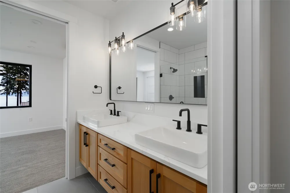 4209 Navigator Lane Anacortes, WA 98221