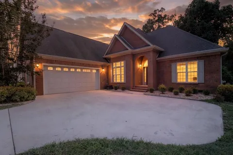 7120 Homestead Circle