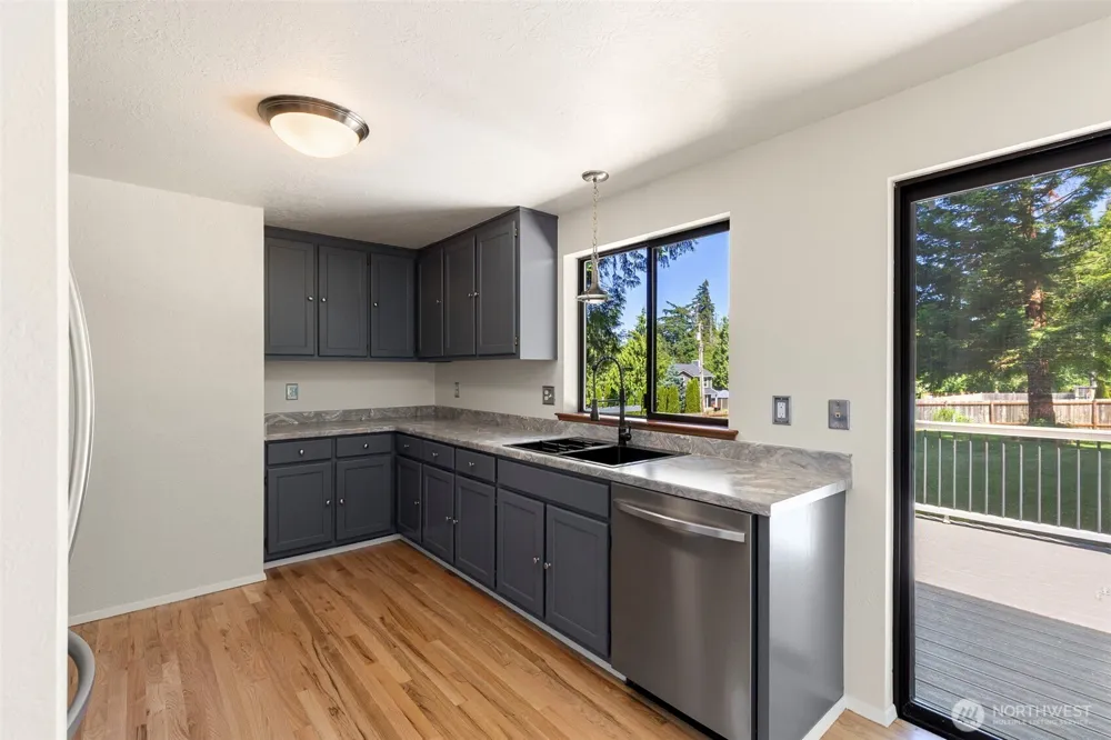 12506 NE Virginia Court Kingston, WA 98346