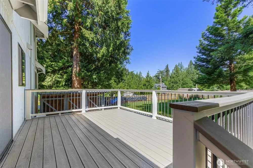 12506 NE Virginia Court Kingston, WA 98346