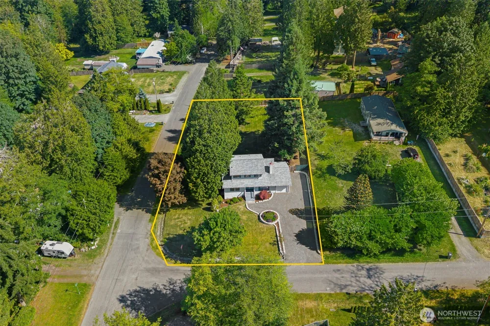 12506 NE Virginia Court Kingston, WA 98346