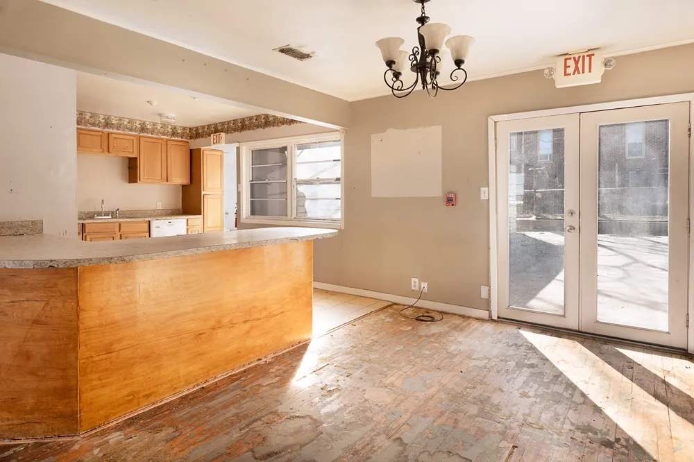 104 E Fifth Street Brady, TX 76825