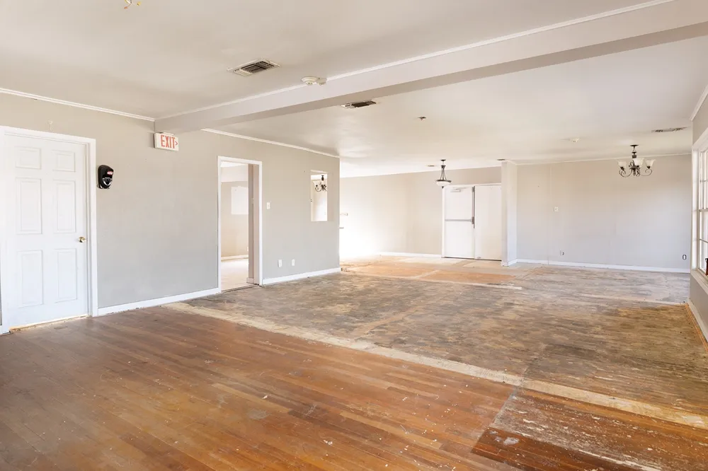 104 E Fifth Street Brady, TX 76825