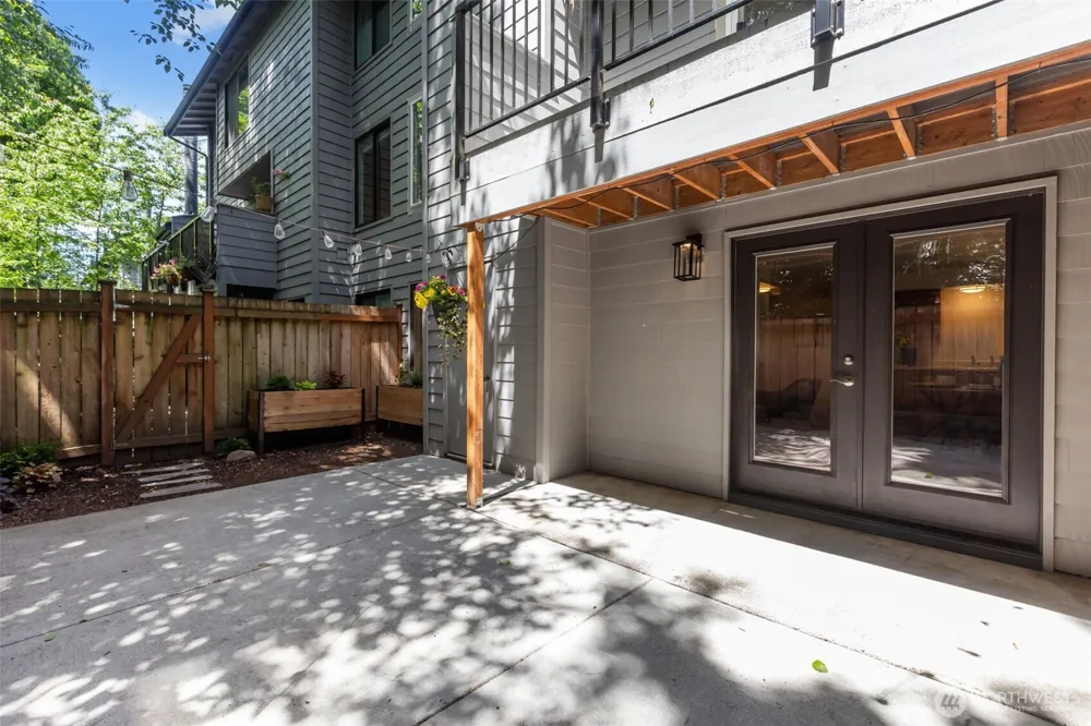 15628 8th Avenue SW #C Burien, WA 98166