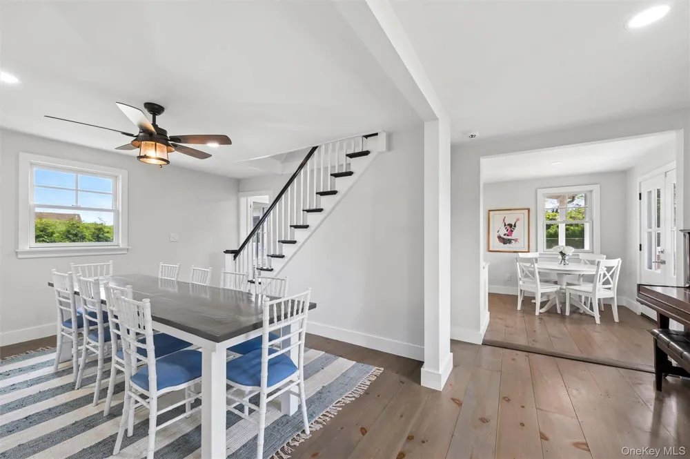 87 Foster Avenue Hampton Bays, NY 11946