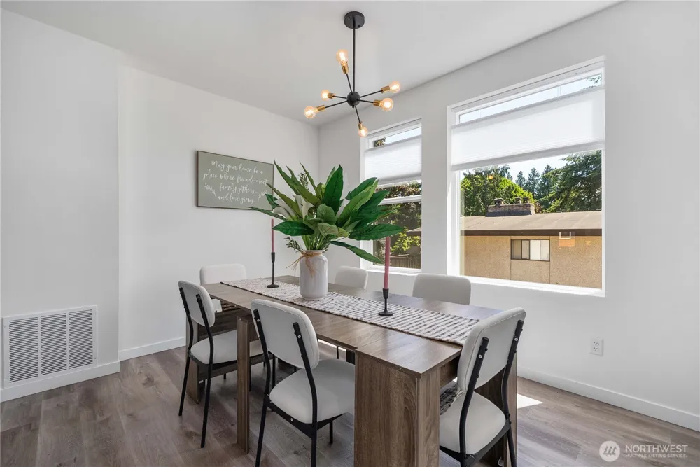 15612 8th Avenue SW #104 Burien, WA 98166