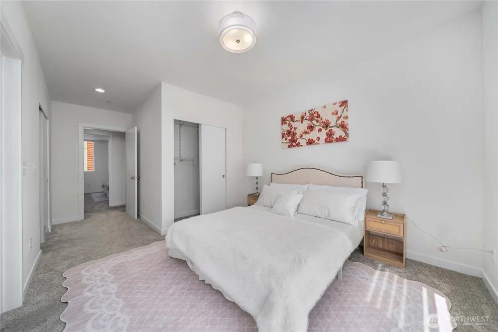 15612 8th Avenue SW #104 Burien, WA 98166