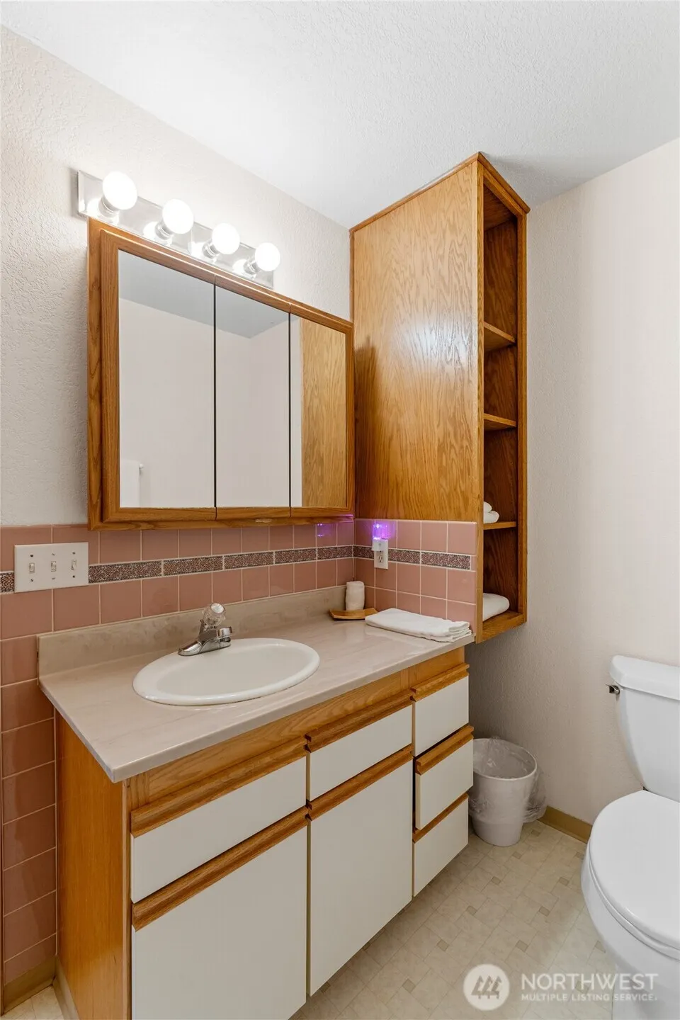 21 McCullough Road Copalis Beach, WA 98535