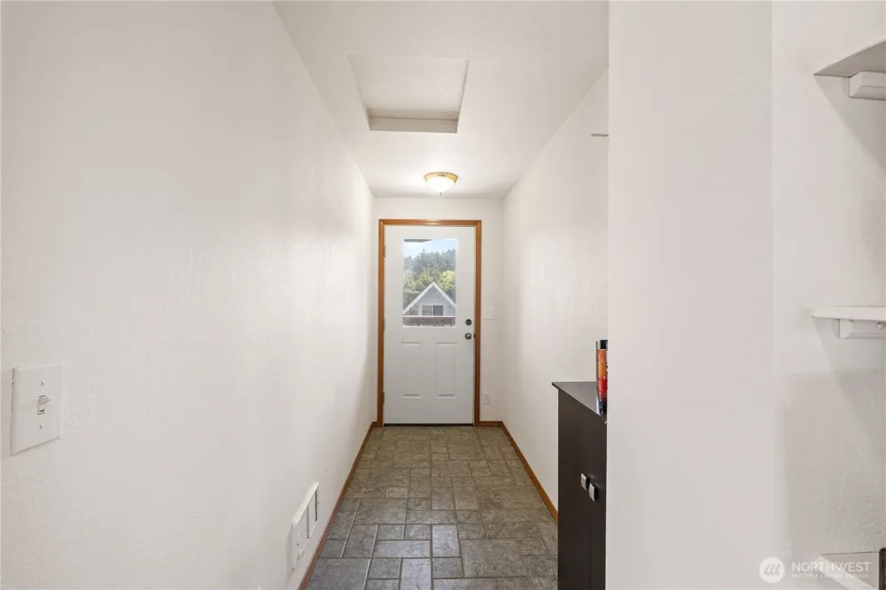21 McCullough Road Copalis Beach, WA 98535