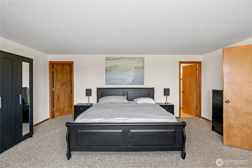 21 McCullough Road Copalis Beach, WA 98535