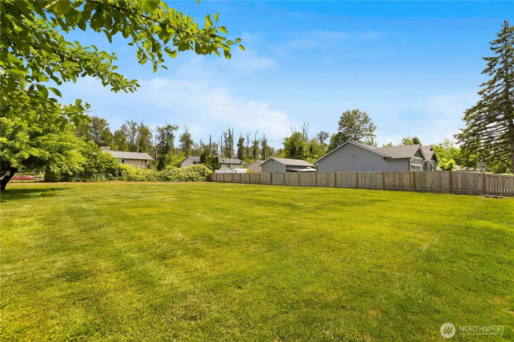 428 4th Avenue SE Pacific, WA 98047